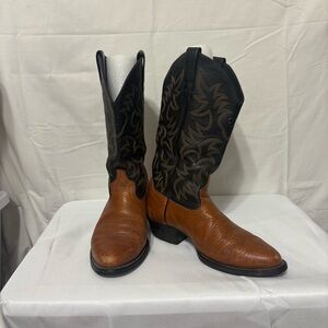 Ariat Men's Sierra Saddle Western Work Boots in aged brown and black leather.